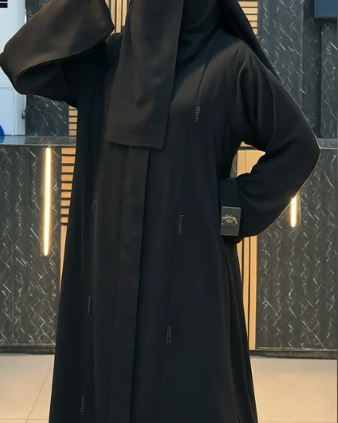 Classic Noir Genzy Abaya