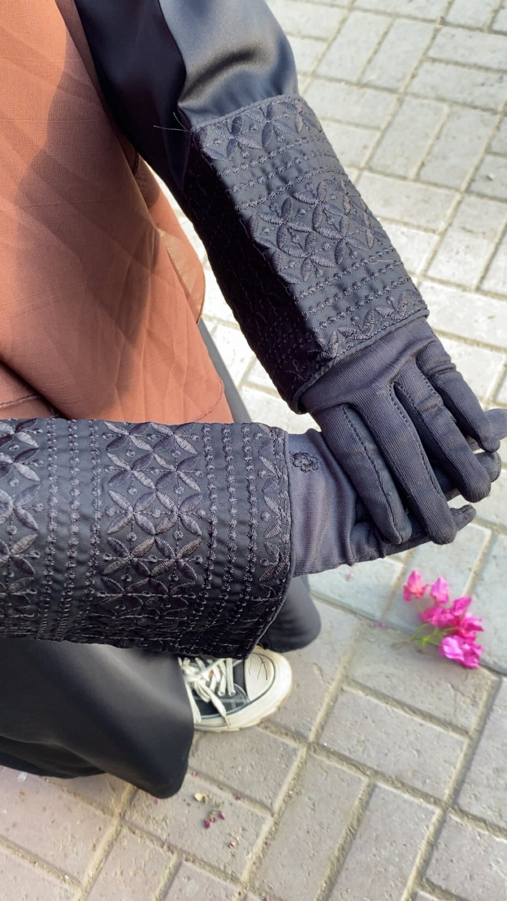 Modest Bloom Black Abaya