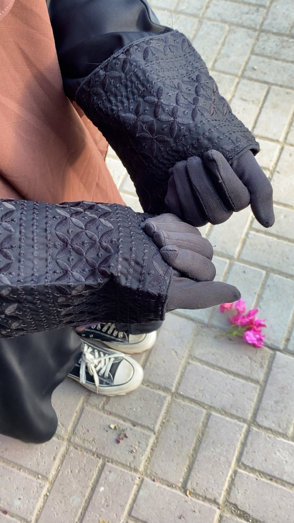 Modest Bloom Black Abaya